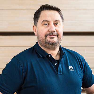 Profilbild, Djigal Esmedin